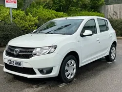 White Used 2013 Dacia Sandero Lauréate Hatchback | £1,222 (Fair price)