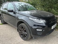 Black Used 2016 Land Rover Discovery Sport HSE SUV | £11,500 (Good price)