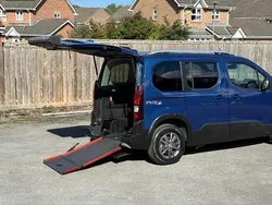 Blue Used 2022 Peugeot Rifter Allure MPV | £13,995 (Good price)