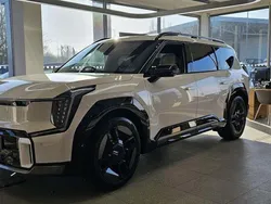 New 2025 Kia EV9 2 SUV | £76,750 (Expensive)