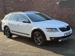White Used 2015 Skoda Octavia Scout 4x4 Estate | £6,795 (Expensive)
