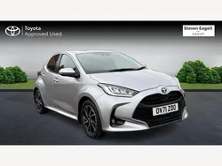 Silver Used 2022 Toyota Yaris Hybrid Design Hatchback | £16,582 (Fair price)