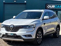 White Used 2017 Renault Koleos Signature SUV | £12,790 (Fair price)