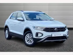 White Used 2023 VW T-Roc Life SUV | £23,150 (Fair price)