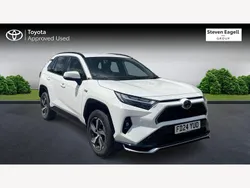 White Used 2024 Toyota RAV4 Hybrid Design SUV | £34,758 (Fair price)