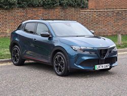 Green Used 2024 Alfa Romeo GT Junior Edizione Speciale Hatchback | £29,499