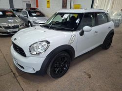 White Used 2013 Mini One Countryman SUV | £5,295 (Fair price)