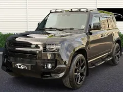 Black Used 2025 Land Rover Defender SE Dynamic SUV | £74,995 (Expensive)