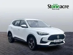 White Used 2023 MG HS SE SUV | £16,990 (Fair price)