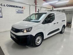 White Used 2023 Peugeot Partner Premium Van | £11,999 (Fair price)