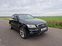 Black Used 2015 Audi Q5 S-line plus SUV | £12,995 (Fair price)