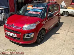 Red Used 2017 Citroën C3 Picasso Platinum MPV | £5,495 (Fair price)