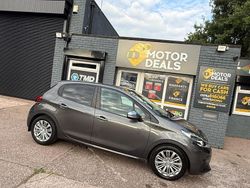 Grey Used 2019 Peugeot 208 Signature Sky Hatchback | £6,775 (Fair price)