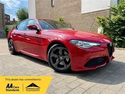 Red Used 2017 Alfa Romeo Giulia Veloce Sedan | £19,750 (Expensive)