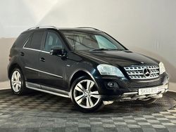 Black Used 2010 Mercedes ML300 SUV | £5,495 (Fair price)