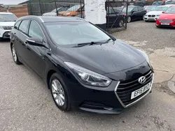 Black Used 2015 Hyundai i40 Estate | £4,995 (Fair price)