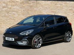Black Used 2018 Ford Fiesta ST Hatchback | £11,495 (Fair price)