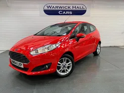 Red Used 2015 Ford Fiesta Zetec Hatchback | £5,295 (Fair price)