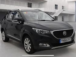 Black Used 2018 MG ZS Excite SUV | £7,995 (Fair price)