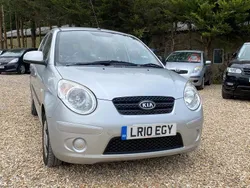 Silver Used 2010 Kia Picanto Hatchback | £2,695 (Fair price)