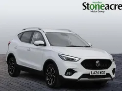 White Used 2024 MG ZS Exclusive Sedan | £15,995 (Fair price)