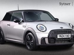 Silver Used 2024 Mini Cooper Hatch Hatchback | £24,500 (Fair price)