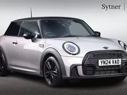 Silver Used 2024 Mini Cooper Hatch Hatchback | £25,000 (A bit pricey)