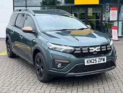 Cedar green New 2025 Dacia Jogger Extreme Estate | £22,995 (Fair price)