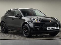 Black Used 2021 Porsche Macan SUV | £56,200 (Fair price)