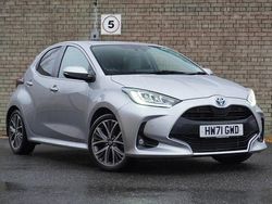 Used 2025 Toyota Yaris Hybrid Hatchback | £17,990 (Good price)