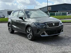 Mountain green with black roof New 2025 Seat Arona Xperience Lux SUV | £23,212 (Expensive)