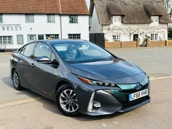 Grey Used 2018 Toyota Prius Business Edition Hatchback | £13,495 (Super price)