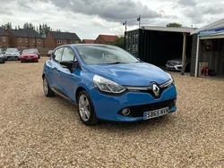 Blue Used 2015 Renault Clio IV Dynamique Hatchback | £6,795 (Fair price)