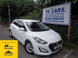 White Used 2015 Hyundai i30 SE Hatchback | £4,995 (Fair price)