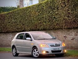 Silver Used 2005 Toyota Corolla Hatchback | £3,499 (Fair price)