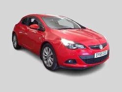Red Used 2015 Vauxhall Astra GTC SRi Hatchback | £3,795 (Good price)