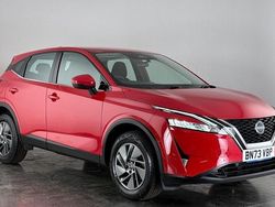 Red Used 2023 Nissan Qashqai Acenta Premium SUV | £16,900 (Good price)