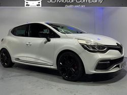 Used 2013 Renault Clio IV | £8,000 (Fair price)