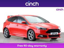 Red Used 2017 Ford Focus ST Hatchback | £15,249 (Fair price)
