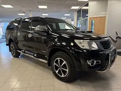 Black Used 2015 Toyota HiLux Style Pickup | £16,990 (Fair price)
