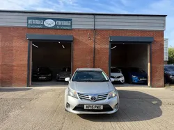 Silver Used 2015 Toyota Avensis Business Edition Estate | £3,999 (Super price)