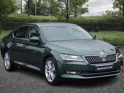 Green Used 2019 Skoda Superb SE L Executive Hatchback | £15,350 (Fair price)