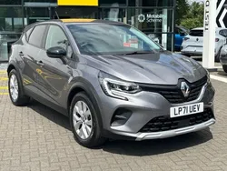 Oyster grey Used 2022 Renault Captur Iconic SUV | £16,495 (Fair price)