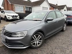 Grey Used 2015 VW Jetta SE Sedan | £5,950 (Good price)