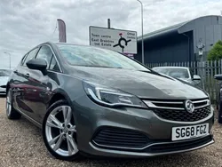Grey Used 2018 Vauxhall Astra SRi Hatchback | £8,405 (Fair price)