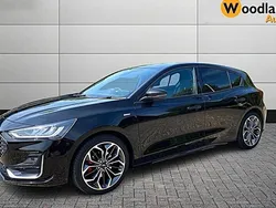 Black Used 2022 Ford Focus ST-Line Hatchback | £16,000 (Fair price)