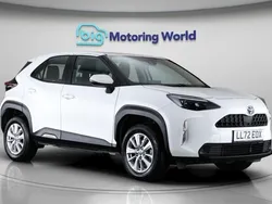 White Used 2023 Toyota Yaris Hybrid SUV | £18,300 (Super price)