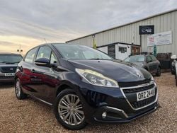 Blue Used 2018 Peugeot 208 Signature Sky Hatchback | £5,295 (Fair price)