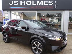 Black Used 2021 Nissan Qashqai N-Connecta SUV | £16,490 (Fair price)