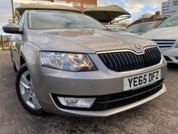 Beige Used 2015 Skoda Octavia SE Hatchback | £9,149 (Good price)